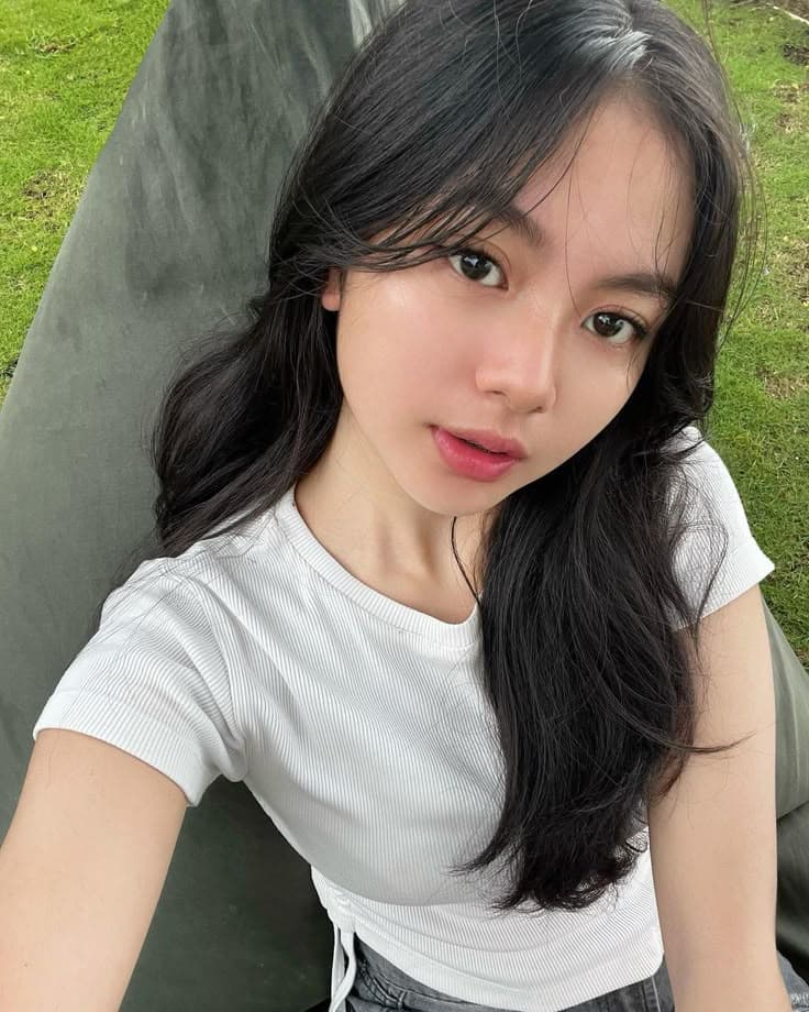 Terapis Pijat Panggilan Samarinda — Anindita